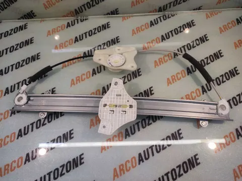 GLASS MACHINE GRAND XCENT FRONT RIGHT HYU 82404B4010