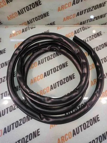DOOR GOLA POLO VENTO RAPID FRONT