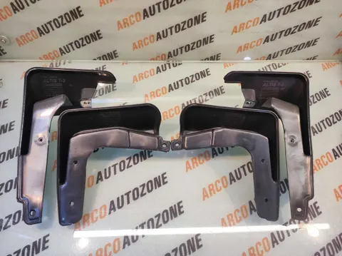MUD FLAP ALTIS T3