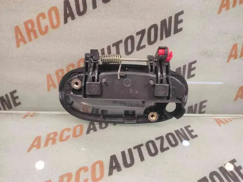 OUTER HANDLE SPARK FRONT RIGHT