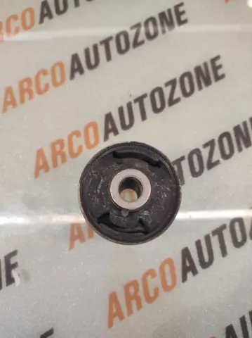FRONT BUSH SANTAFE T1 ROUND BUSH IMP 545842B000