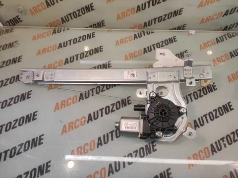 GLASS MACHINE CRETA 15 REAR LEFT WITH MOTOR HYU 83401A0000