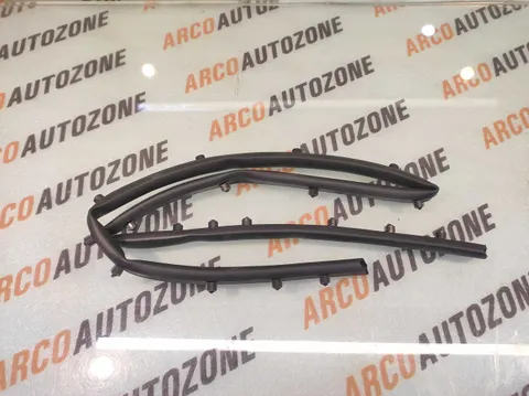 BONNET RUBBER ELITE IND 86357C7000