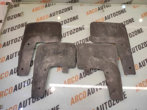 MUD FLAP RUBBER ALTO OLD