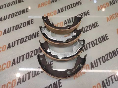 HAND BRAKE SHOE I20 IMP 583501JA30