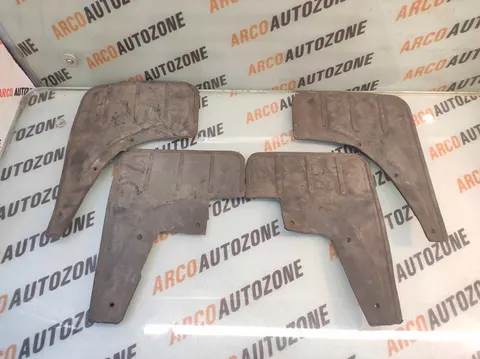 MUD FLAP MANZA RUBBER SET