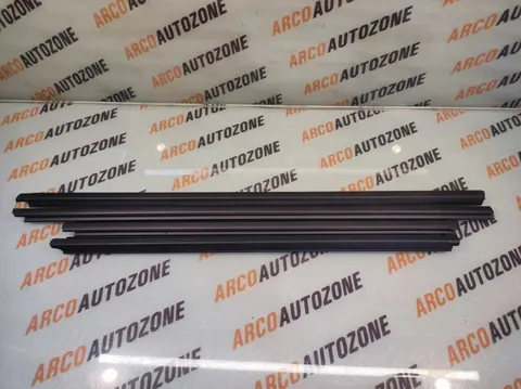 BODY OUTER WEATHERSTRIP OUTER GARNISH ALTO 800 SET 83811M53M00