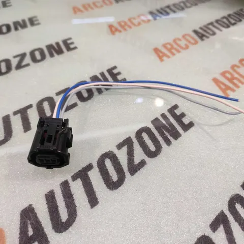 COUPLER INNOVA HYCROSS HEAD LIGHT MOTOR 3 PIN IND